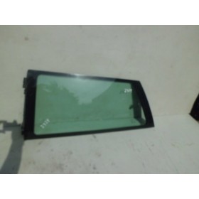 Vidro painel lateral direito Fiat Punto 1997