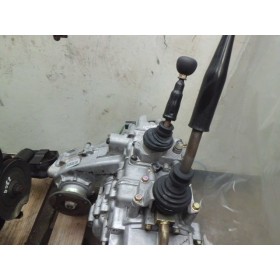 Caixa de transferências Kia Sportage 2.0 TD ano 2000