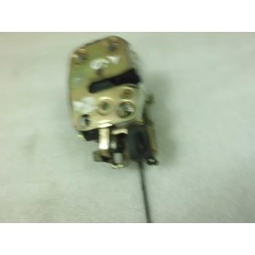 Fecho porta trás esquerda Kia Sportage 2.0 D ano 2000