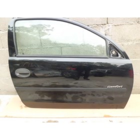 Porta direita Opel Corsa C (3portas) ano 2003