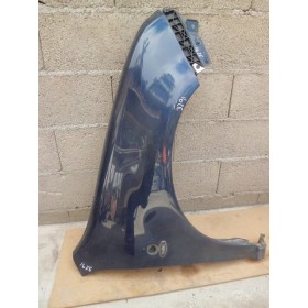 Guarda-lamas frente direito Skoda Fabia (carrinha) 1.4 ano 2003