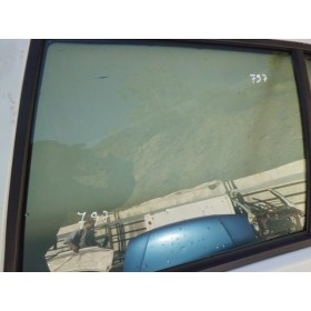 Vidro porta tras esquerda Renault Clio 1995 Vidro porta tras esquerda Renault Clio 1995
